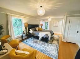 Historic Monteith Entertainer | KING Beds • Pool Table • Historic Charm - Image 4