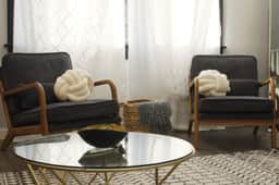 KING Bed~Vintage/Modern beauty! Downtown Historical PNW~AC - Image 5