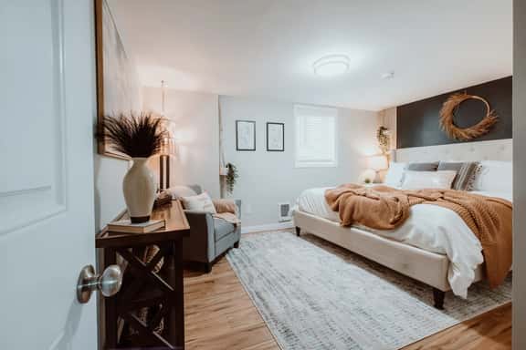 New 5 bedroom Family Haven - Image 1