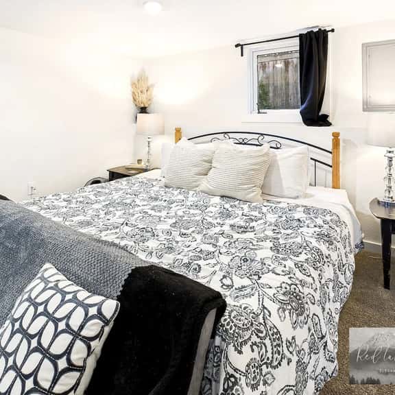 AC*Boutique Apt. Albany dwntn*KING*Queen*Full* 1 bath. PNW - Image 1