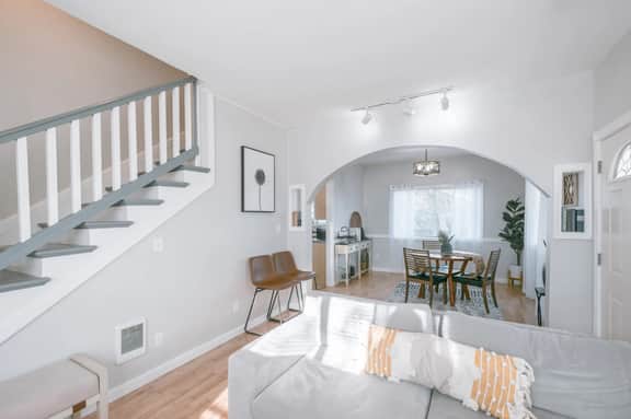 New 5 bedroom Family Haven - Image 3
