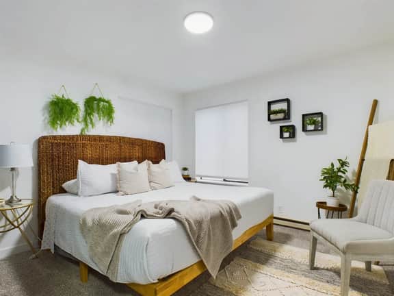 🌿 Earthy Modern Bungalow |• KING Beds • A/C • Pets OK - Image 2